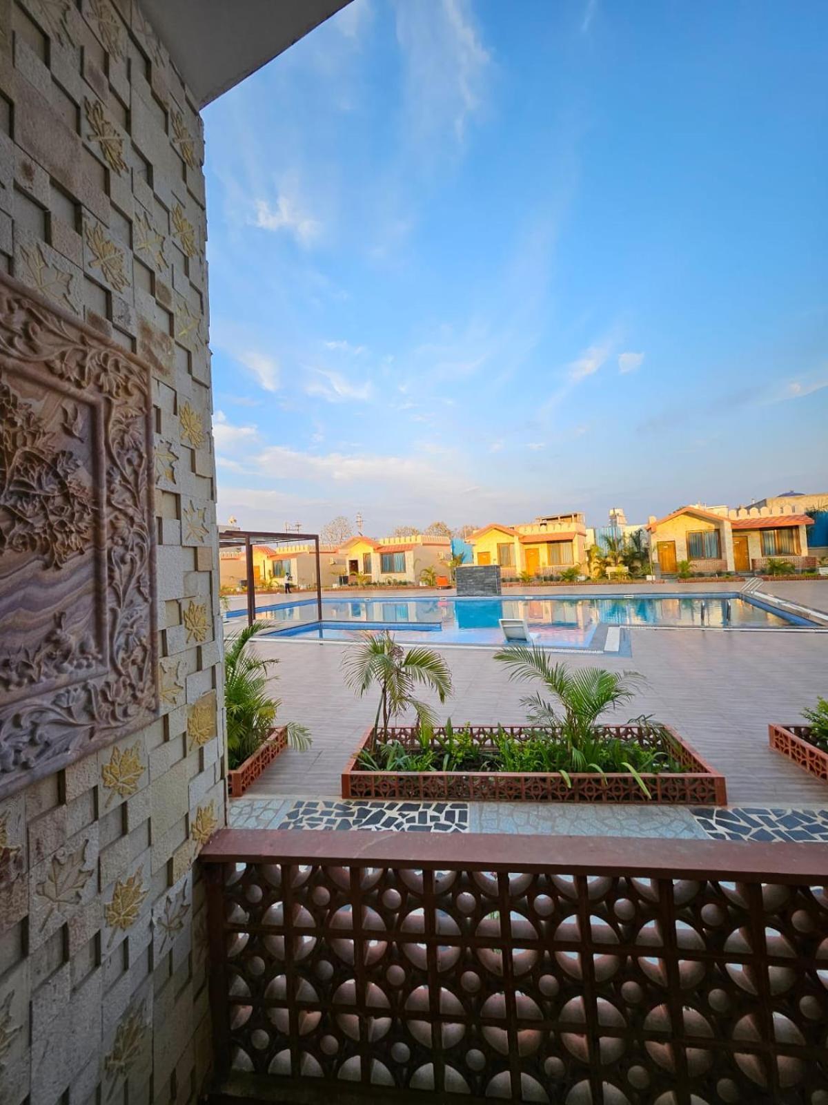 The Mewar Palace And Resort Shivpuri  Exterior photo