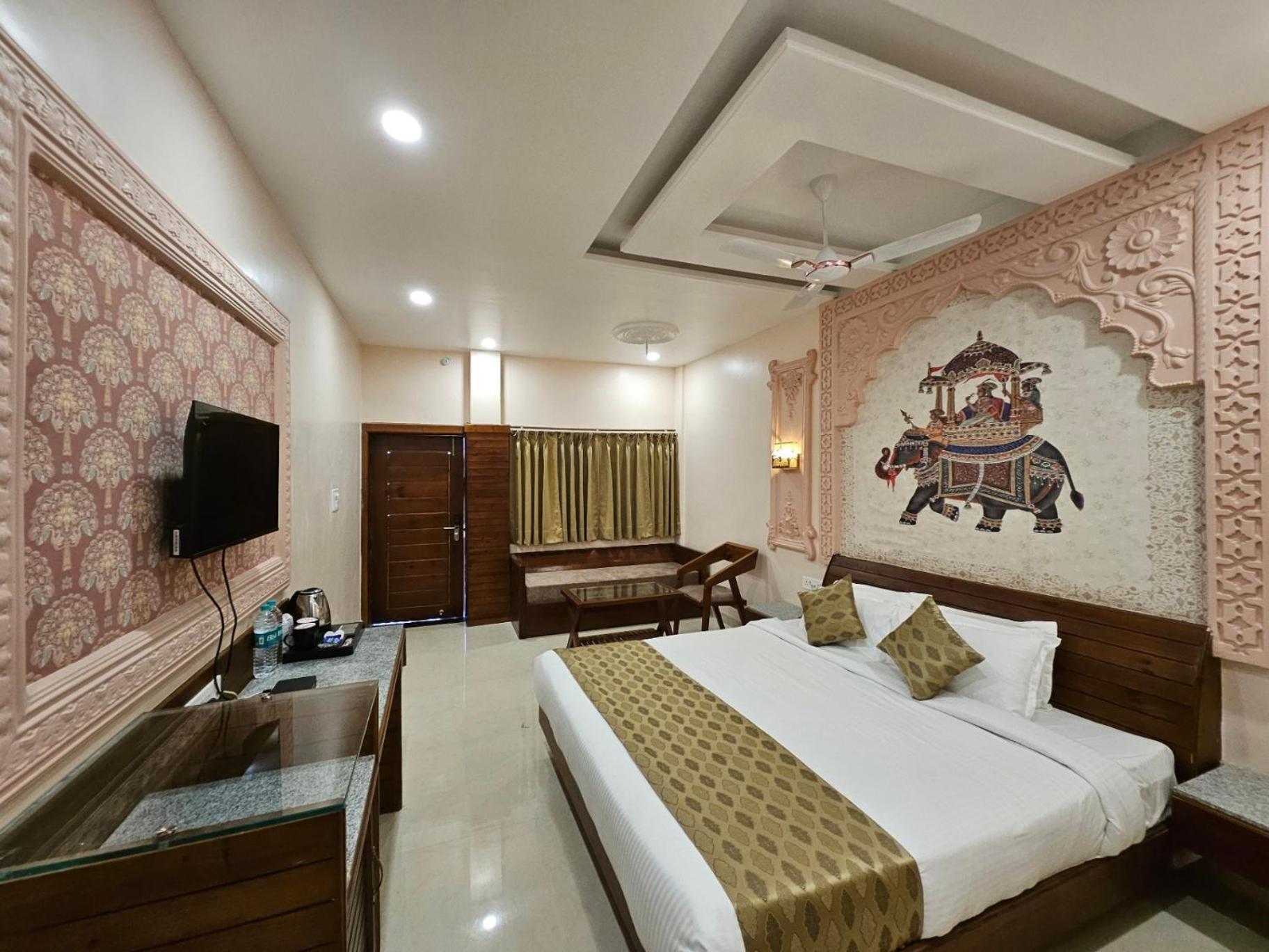 The Mewar Palace And Resort Shivpuri  Exterior photo