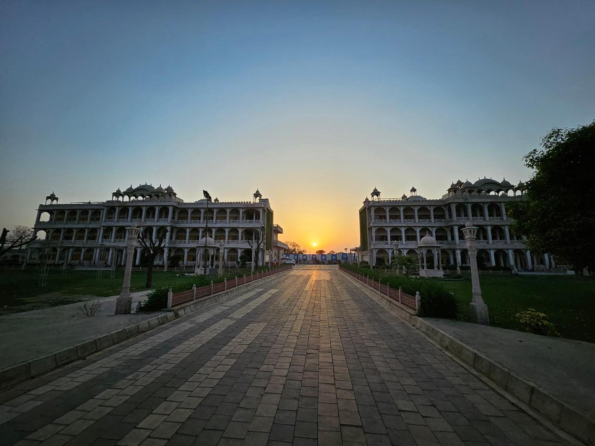 The Mewar Palace And Resort Shivpuri  Exterior photo