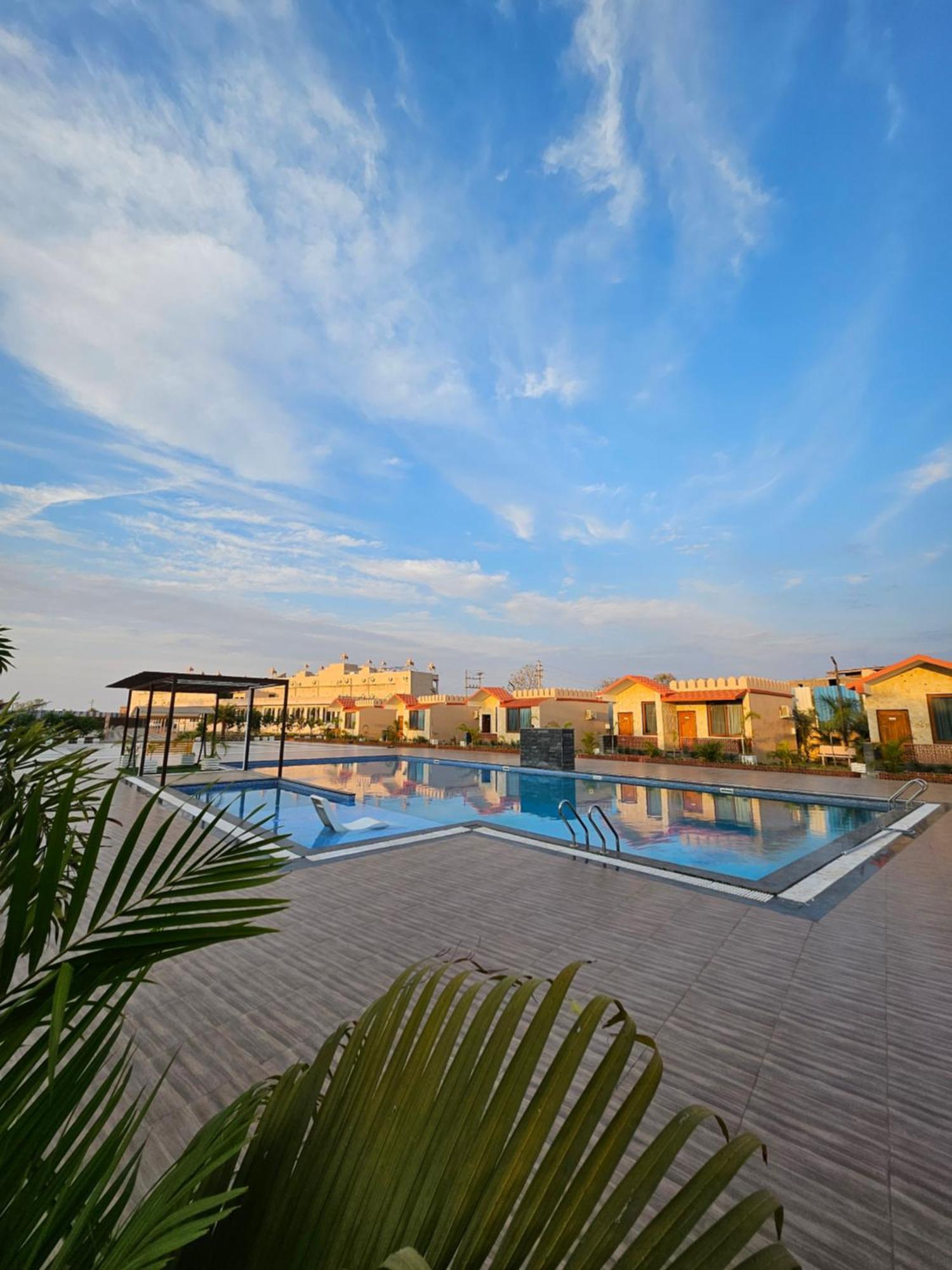 The Mewar Palace And Resort Shivpuri  Exterior photo